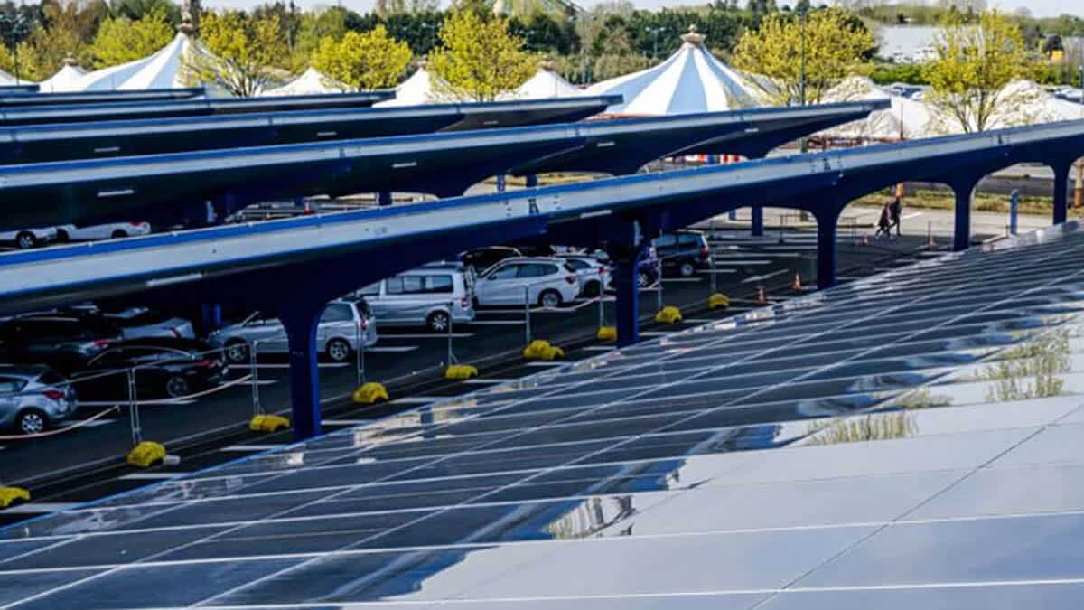 Ombrière Disneyland Paris