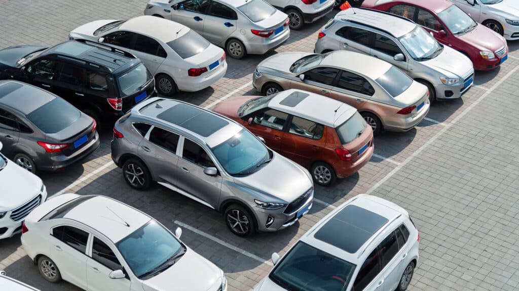 Parking sans ombrière